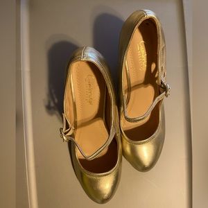Gold Mary Jane's by Cambridge Select Size 10 Vintage Inspired